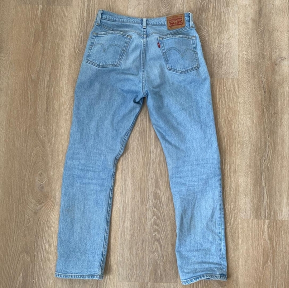 Levi's 501 Light Blue Straight Jeans for Men - Picture 2 of 6